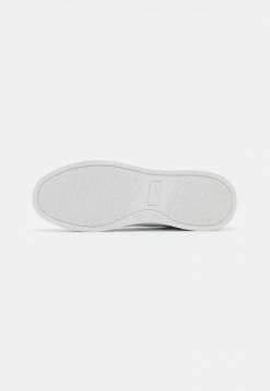 Pier One Unisexo UNISEX - Zapatillas - White/gold 12 Pier One Unisexo UNISEX - Zapatillas - White/gold -PIER ONE Ventas c36d582ffee44d6ca3875c4607d01096