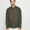 Pier One Hombre Camisa - Mottled Dark Green -PIER ONE Ventas ca5ba601c6a84f76a3ad312685915d9a