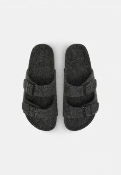 Pier One Unisexo UNISEX - Sandalias Planas - Dark Grey -PIER ONE Ventas cb68aecce2494aa8a50a7f3410b86bfe