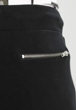 Pier One Hombre BIKER JOGGER - Pantalones Deportivos - Black -PIER ONE Ventas d14f4d3e23264a23856a525cf94a989d