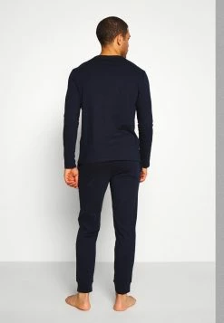 Pier One Hombre Pijama - Dark Blue -PIER ONE Ventas d2155d22916948b49818622d9319b04d