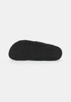 Pier One Unisexo UNISEX - Pantuflas - Black -PIER ONE Ventas d2bace7b1ffb458d806e72d9faa02180
