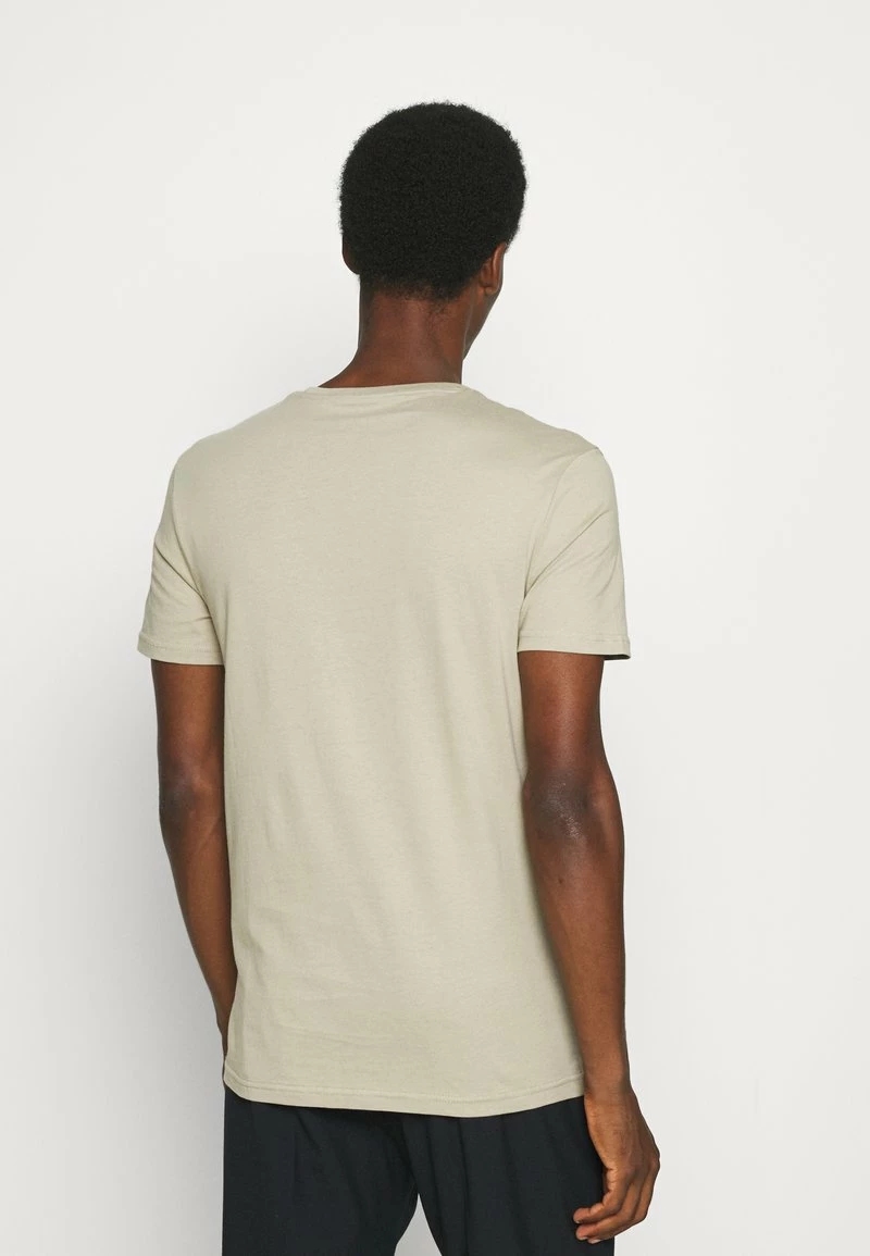 Pier One Hombre 5 PACK - Camiseta Básica - White/dark Grey/black 5 Pier One Hombre 5 PACK - Camiseta Básica - White/dark Grey/black - Imagen 3