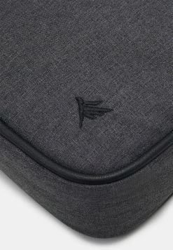 Pier One Hombre Bandolera - Grey -PIER ONE Ventas d5500ab1f32a4315ac22fe8ea521ff9e