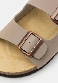 Pier One Hombre UNISEX - Pantuflas - Stone -PIER ONE Ventas d5c0fe1ddbff427c88656e1c823054a0