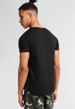 Pier One Hombre Camiseta Básica - Black -PIER ONE Ventas d6602250572043e18ca408482080235f