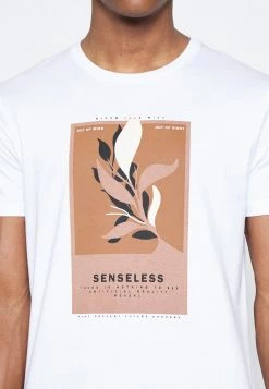 Pier One Hombre LEAF PRINT GRAPHIC T-SHIRT - Camiseta Estampada - White -PIER ONE Ventas d74d1b566ca849cea1eb87163b10e22b