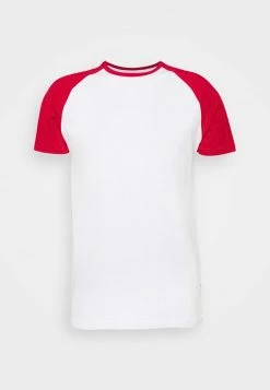 Pier One Hombre Camiseta Básica - Red -PIER ONE Ventas d9ba5e229f41419b8acfee31f70507b2