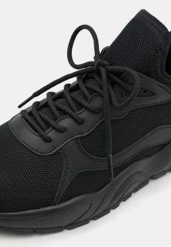 Pier One UNISEX - Zapatillas - Black, Unisexo 13 Pier One UNISEX - Zapatillas - Black, Unisexo -PIER ONE Ventas d9f2863c485f41b88a499b5563e10b84