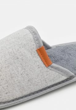 Pier One Hombre Pantuflas - Grey 13 Pier One Hombre Pantuflas - Grey -PIER ONE Ventas dc9234e621894993a486f39939241a50
