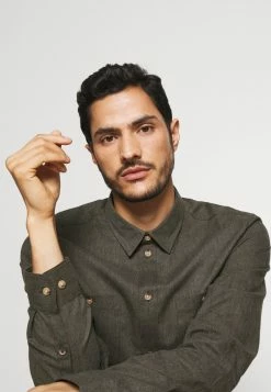 Pier One Hombre Camisa - Mottled Dark Green 11 Pier One Hombre Camisa - Mottled Dark Green -PIER ONE Ventas df4092980bbb453da88a404a57b4e69c