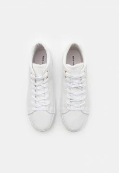 Pier One Unisexo UNISEX - Zapatillas Altas - White 11 Pier One Unisexo UNISEX - Zapatillas Altas - White -PIER ONE Ventas e0d2f579655047c8b1425c629df06476