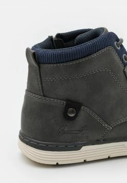 Pier One Hombre Zapatillas Altas - Dark Grey -PIER ONE Ventas e2feeff905044e28bf9eadd1fe4102b3