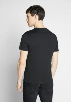 Pier One 3 PACK - Camiseta Básica - Black/white/blue, Hombre -PIER ONE Ventas e7497b751f8c4bd498980e2ffe8f6ae0