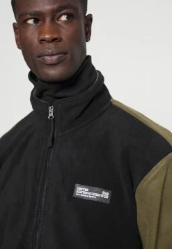 Pier One Hombre Forro Polar - Black/olive -PIER ONE Ventas e7eb3b16a49c4d3b9a8af98dc8007f3d