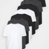 Pier One Hombre 7 PACK - Camiseta Básica - Mottled Dark Grey/white/black 1 Pier One Hombre 7 PACK - Camiseta Básica - Mottled Dark Grey/white/black -PIER ONE Ventas e7f6e83a5fc54fbaaa5e7624e6a8a452