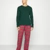 Pier One Hombre Pijama - Dark Green/red -PIER ONE Ventas e8a8175a5bc34e8198695358b57a1f4e