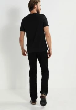 Pier One Hombre 2 PACK - Camiseta Básica - Black -PIER ONE Ventas e8cfb319e7df47a68a9ff2b69125007e