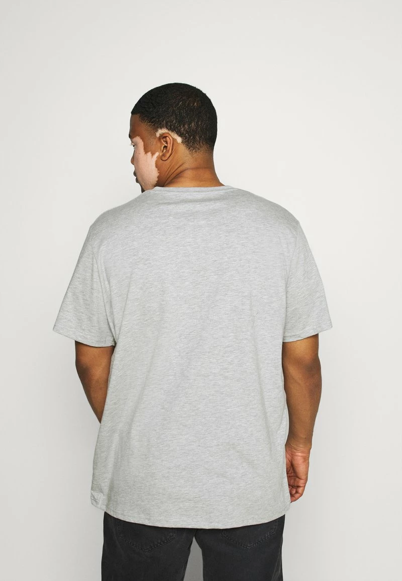 Pier One Hombre 5 PACK - Camiseta Básica - Khaki/grey/dark Blue 5 Pier One Hombre 5 PACK - Camiseta Básica - Khaki/grey/dark Blue - Imagen 3