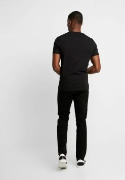 Pier One Hombre Camiseta Estampada - Black -PIER ONE Ventas ee8af05e410f47e99a7bef60e25a11f8