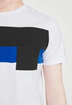 Pier One Hombre Camiseta Básica - White 12 Pier One Hombre Camiseta Básica - White -PIER ONE Ventas eed95c6d93ea4d00930a39baedf28e8a