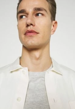 Pier One Hombre 3 PACK - Camiseta Básica - Black/grey/bordeaux 16 Pier One Hombre 3 PACK - Camiseta Básica - Black/grey/bordeaux -PIER ONE Ventas f044dd83870b4a1a8265aa9d47518c53