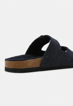 Pier One UNISEX - Sandalias Planas - Dark Blue, Unisexo -PIER ONE Ventas f8e2370ea5a947e2b1ef70bcd9f4751e