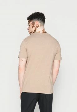 Pier One Hombre Camiseta Estampada - Light Brown 9 Pier One Hombre Camiseta Estampada - Light Brown -PIER ONE Ventas f9c3a6bbb4434753a1956ac69f139f70