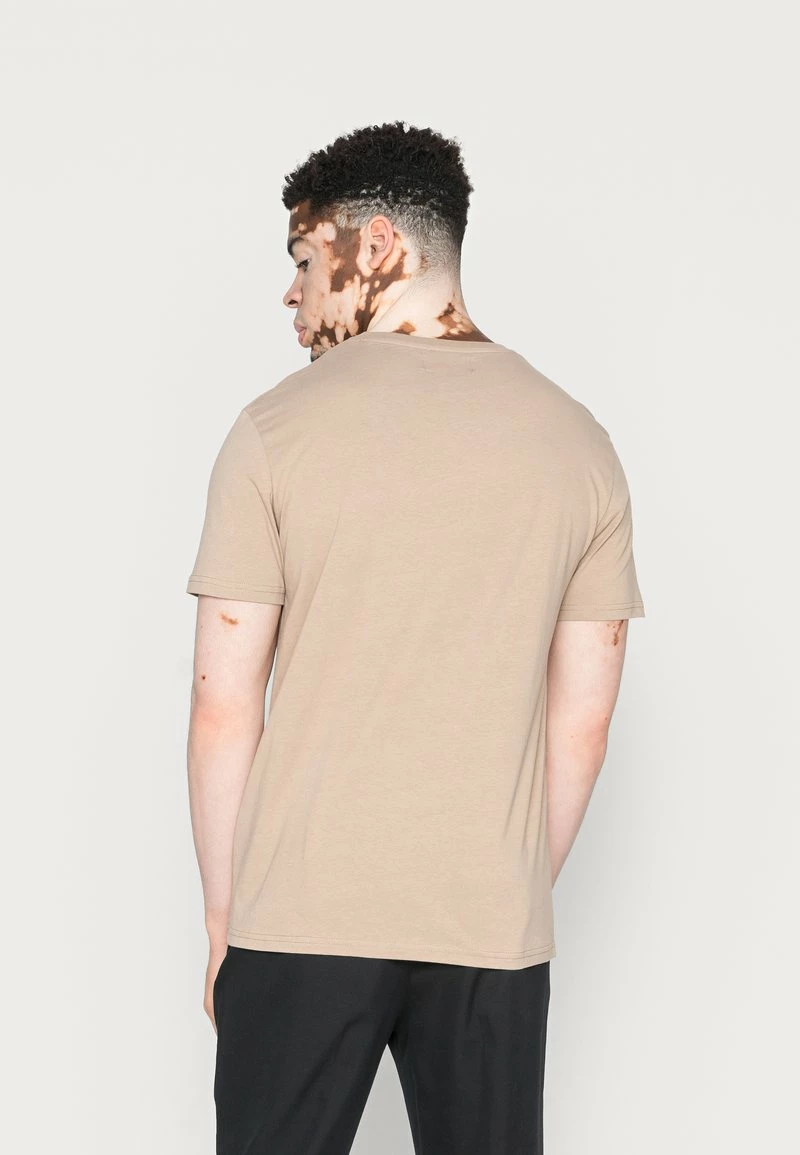 Pier One Hombre Camiseta Estampada - Light Brown 5 Pier One Hombre Camiseta Estampada - Light Brown - Imagen 3
