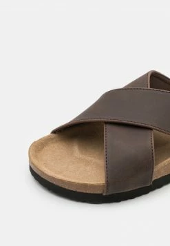 Pier One Unisexo UNISEX - Pantuflas - Brown 13 Pier One Unisexo UNISEX - Pantuflas - Brown -PIER ONE Ventas f9d3207b7541498e82deb0a381456400