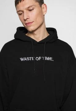 Pier One Hombre WASTE OF TIME HOOD - Jersey Con Capucha - Black 13 Pier One Hombre WASTE OF TIME HOOD - Jersey Con Capucha - Black -PIER ONE Ventas f9da2fdfbf654bf09b226b223f3c39d5