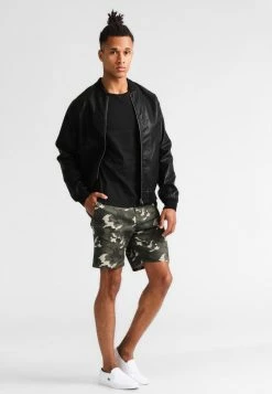 Pier One Hombre Camiseta Básica - Black -PIER ONE Ventas f9fcf0f8281b435ab284cc8ce72a9170